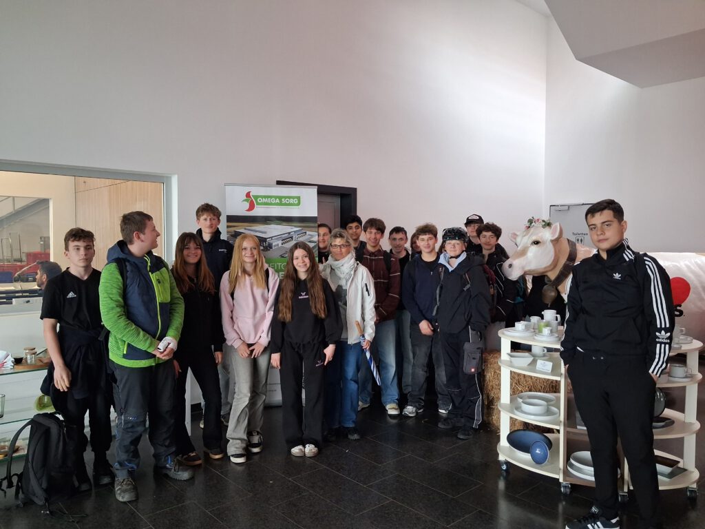 Betriebserkundung der 8a bei Omega Sorg ​